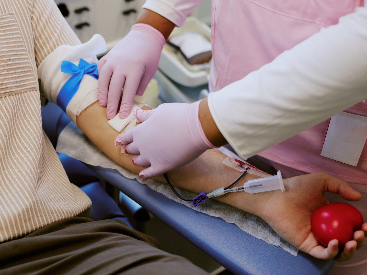 The Ultimate Guide: 5 Things to Do Before and After Donating Blood